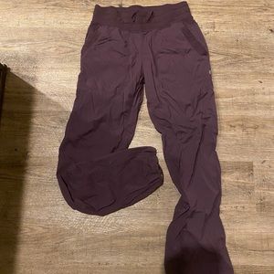 Lululemon studio pants (6 regular)
